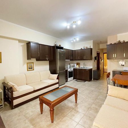 Zeta'S Apartment In Nafplio Bagian luar foto