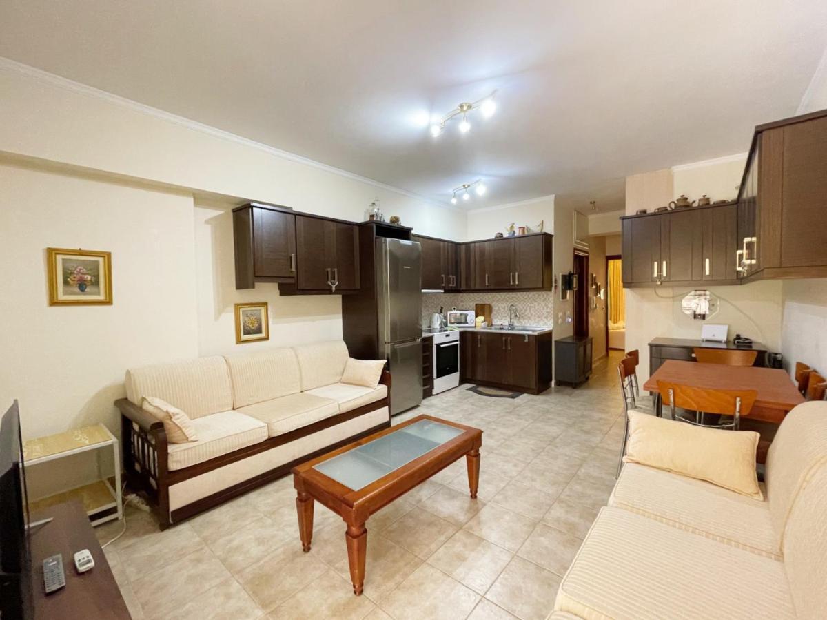 Zeta'S Apartment In Nafplio Bagian luar foto