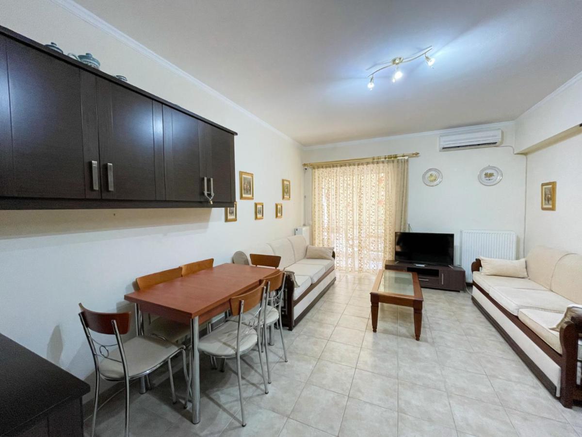 Zeta'S Apartment In Nafplio Bagian luar foto